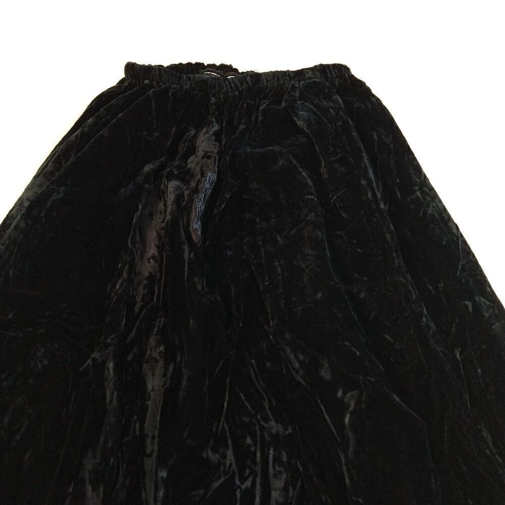 Vintage 90s Black Crushed Velvet Midi Skirt Size S M Gothic Goth Whimsigoth - Picture 3 of 5